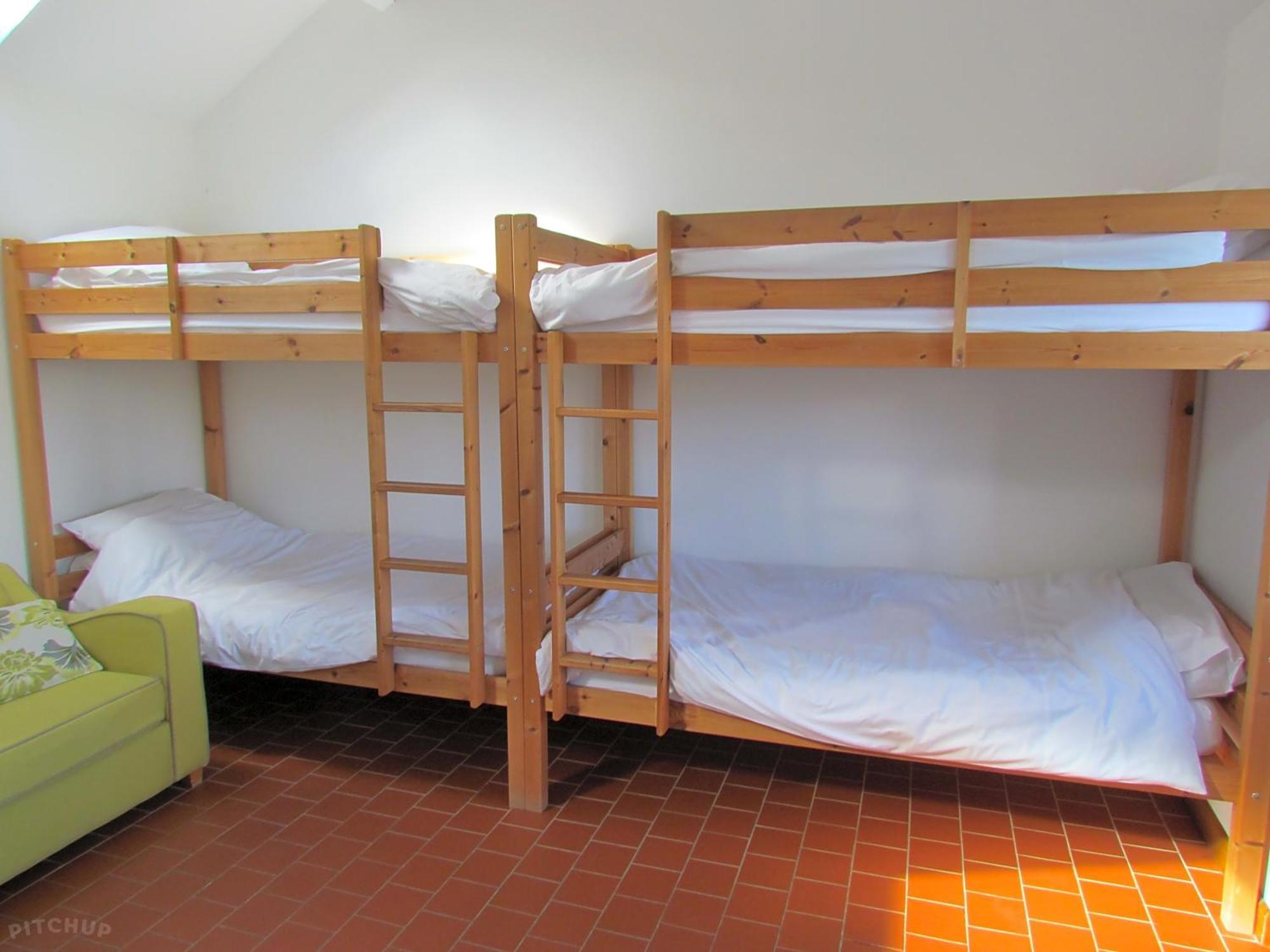 Llanrhaeadr-ym-Mochnant Wild Valley Bunkhouse מראה חיצוני תמונה
